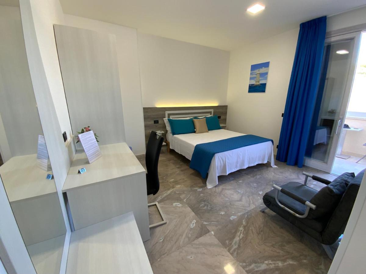 Oasi Nel Deserto Bed & Breakfast Кустоначи Екстериор снимка