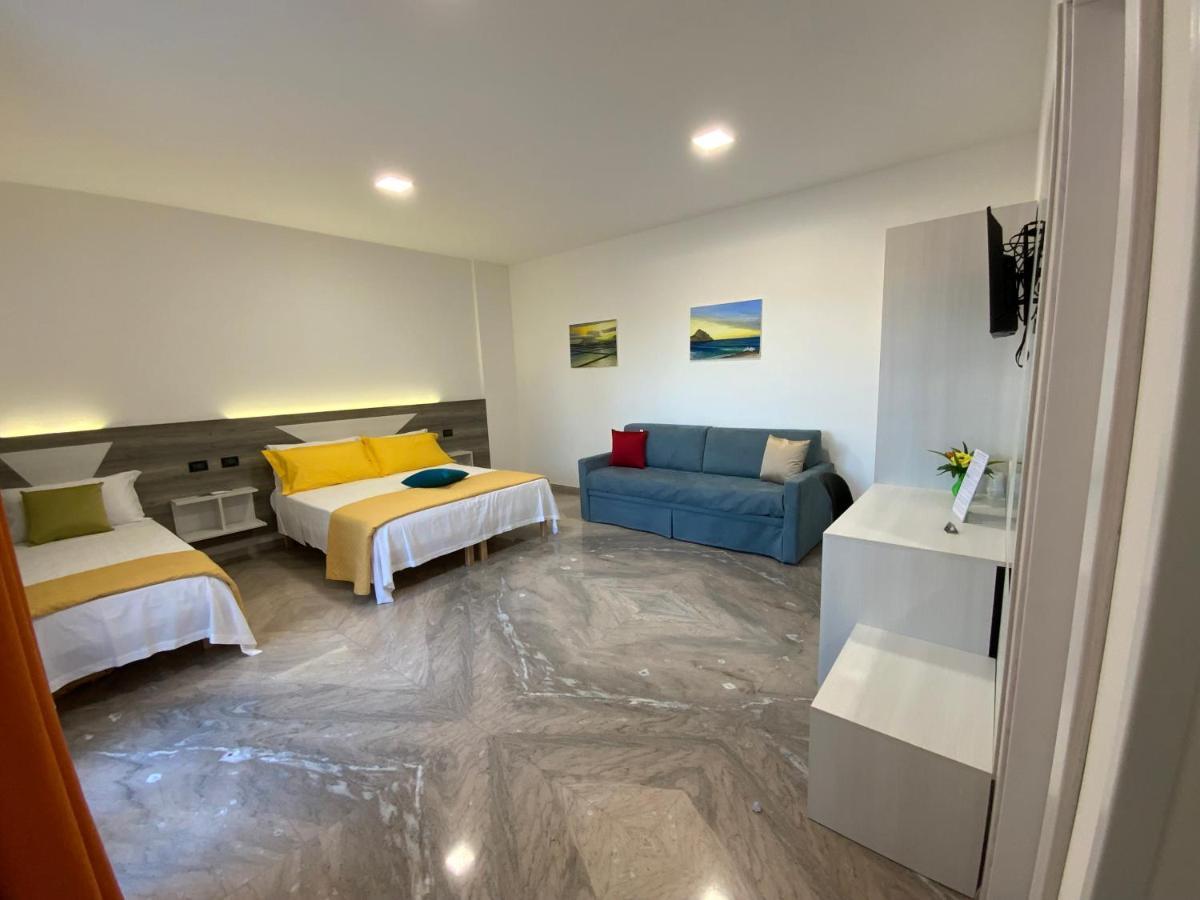 Oasi Nel Deserto Bed & Breakfast Кустоначи Екстериор снимка