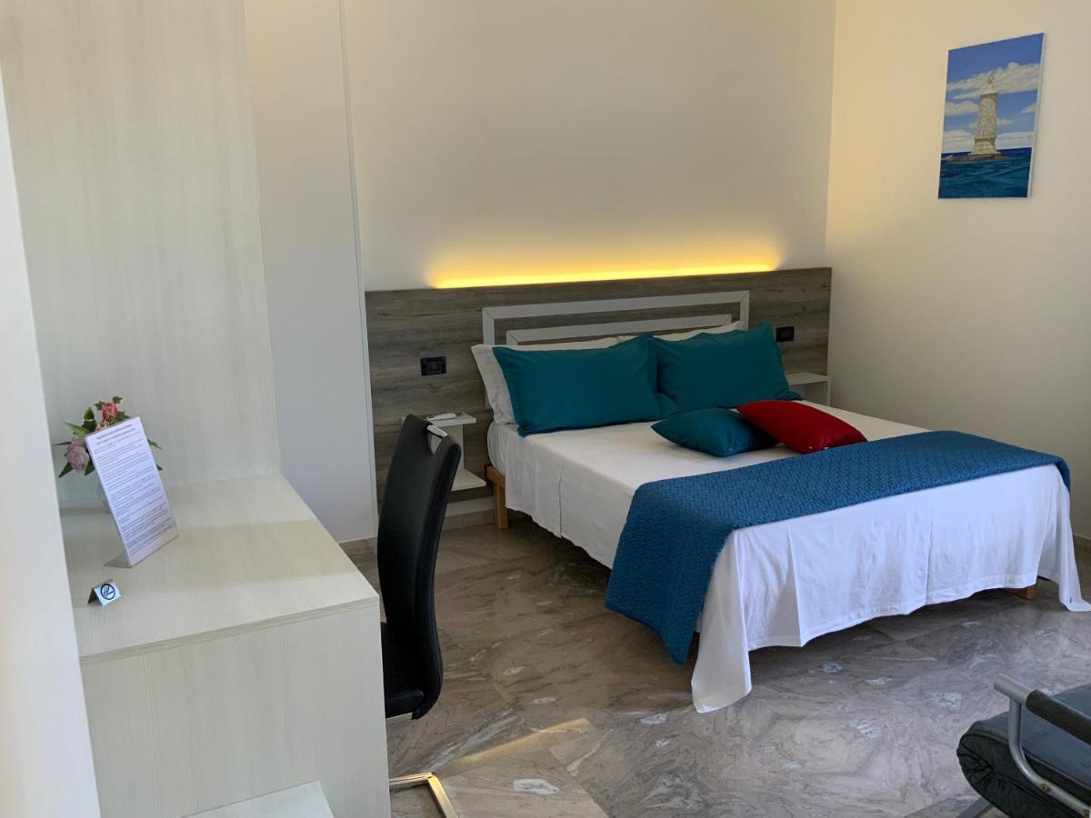 Oasi Nel Deserto Bed & Breakfast Кустоначи Екстериор снимка
